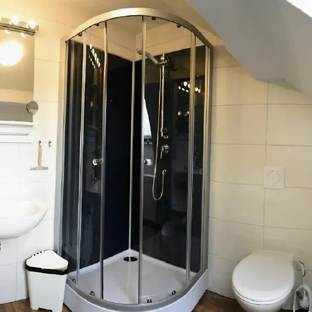 Zur Linde Guest house 3*