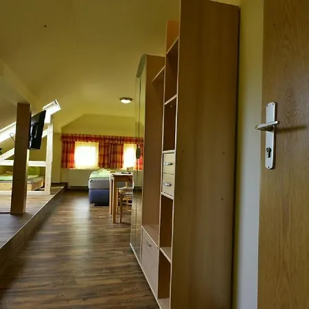 Guest house Zur Linde Pausa