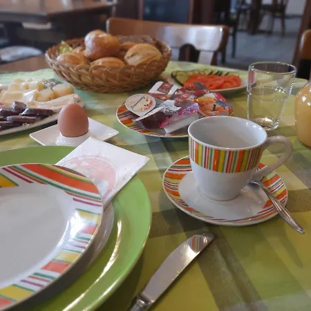 Guest house Zur Linde 3*