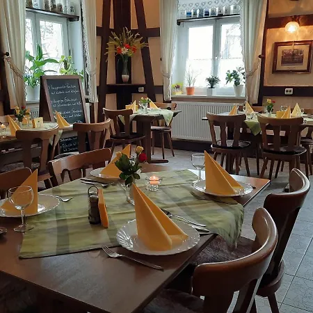 Zur Linde Guest house Pausa