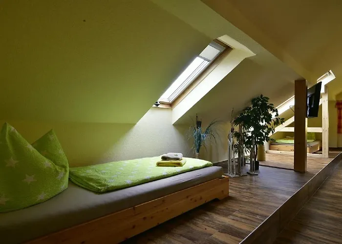 Zur Linde Гостевой дом 3*